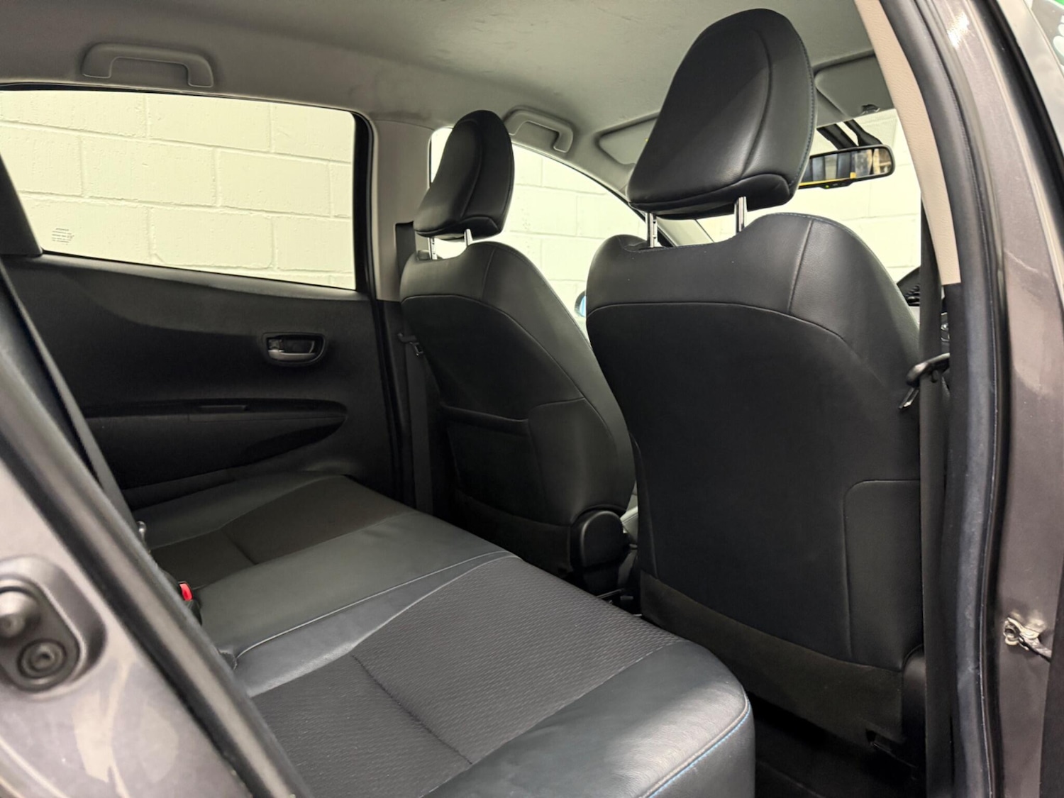 Used Toyota Yaris 2013 for sale - 77101911: Photo 18