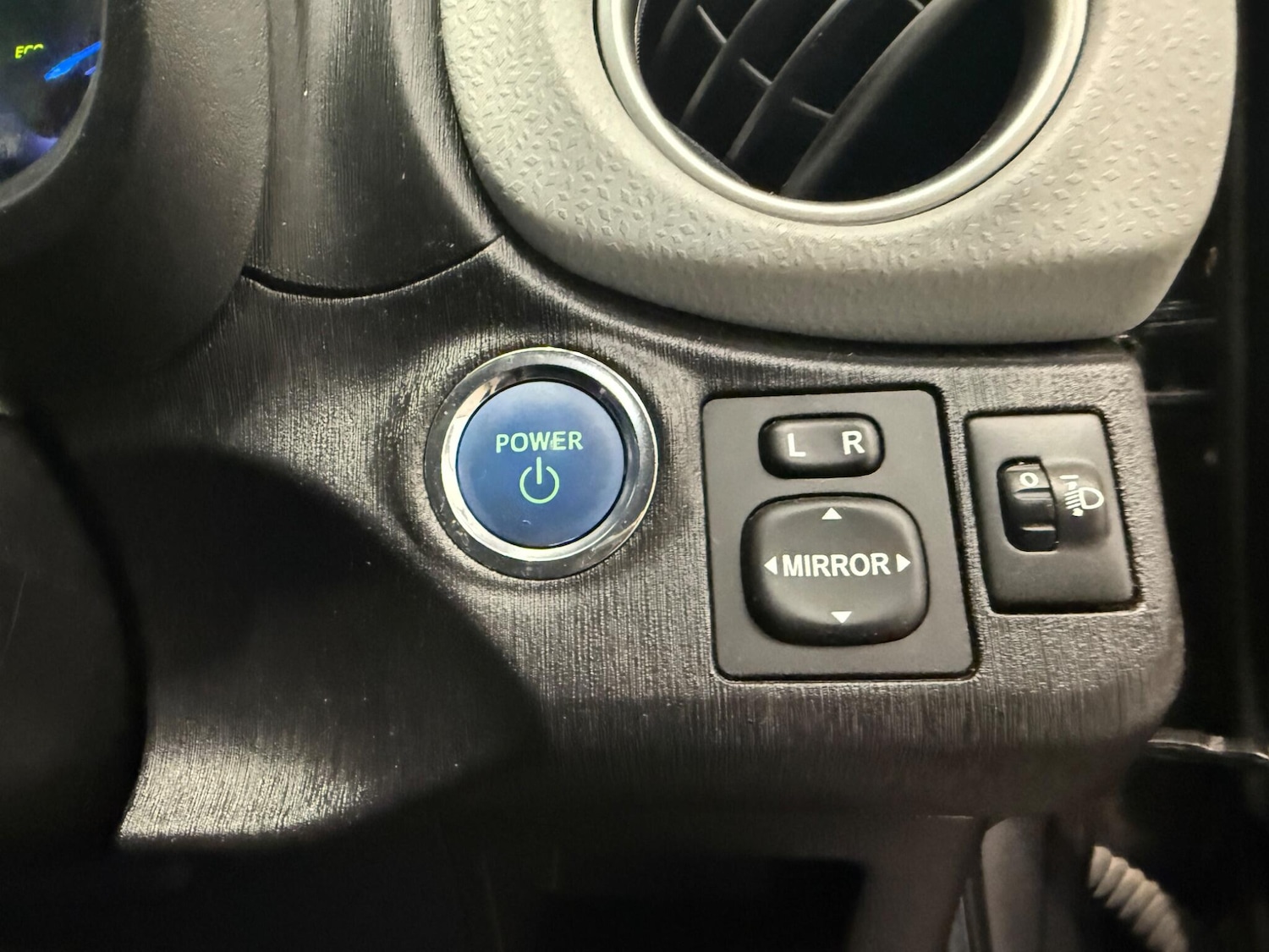 Used Toyota Yaris 2013 for sale - 77101911: Photo 24