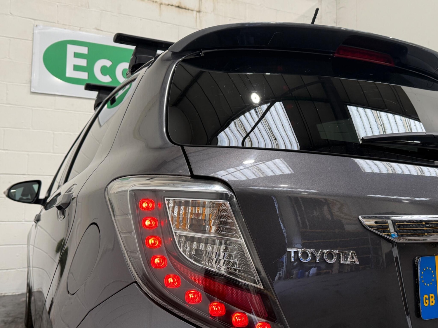 Used Toyota Yaris 2013 for sale - 77101911: Photo 35