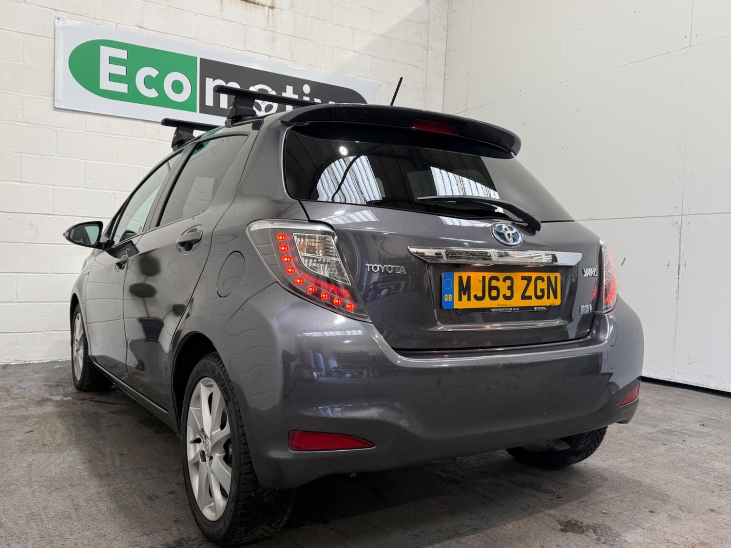 Used Toyota Yaris 2013 for sale - 77101911: Photo 4