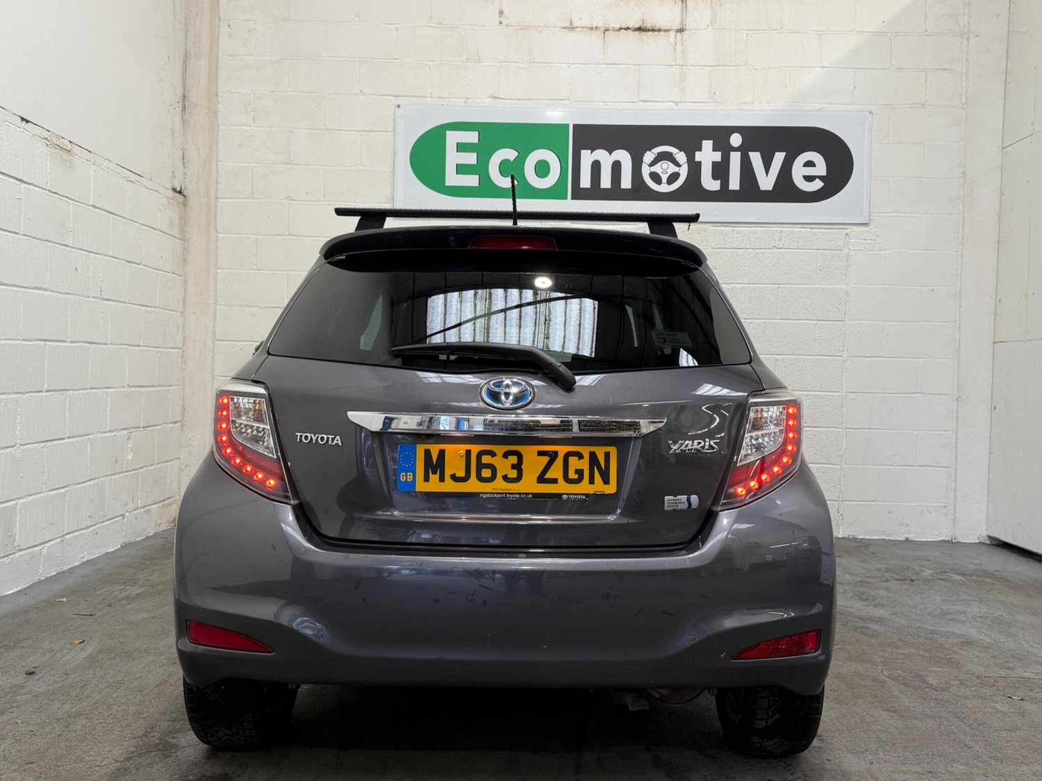 Used Toyota Yaris 2013 for sale - 77101911: Photo 8