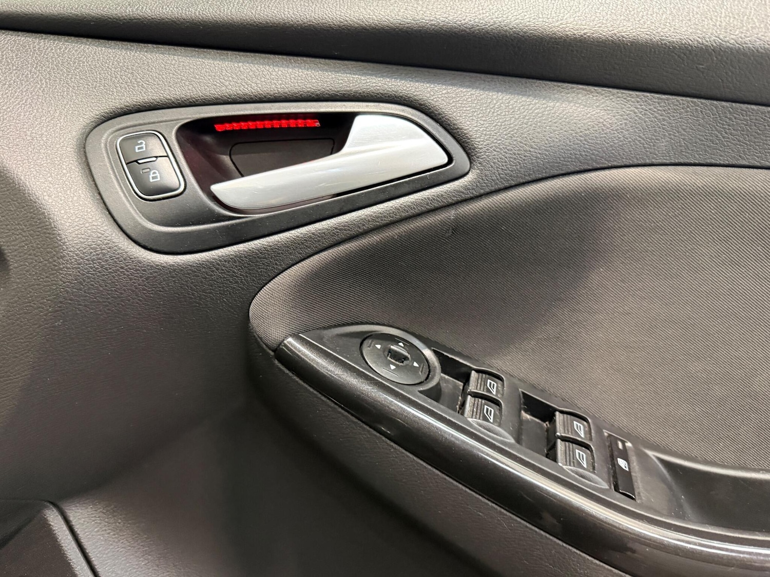 Used Ford Focus 2017 for sale - 76527711: Photo 31