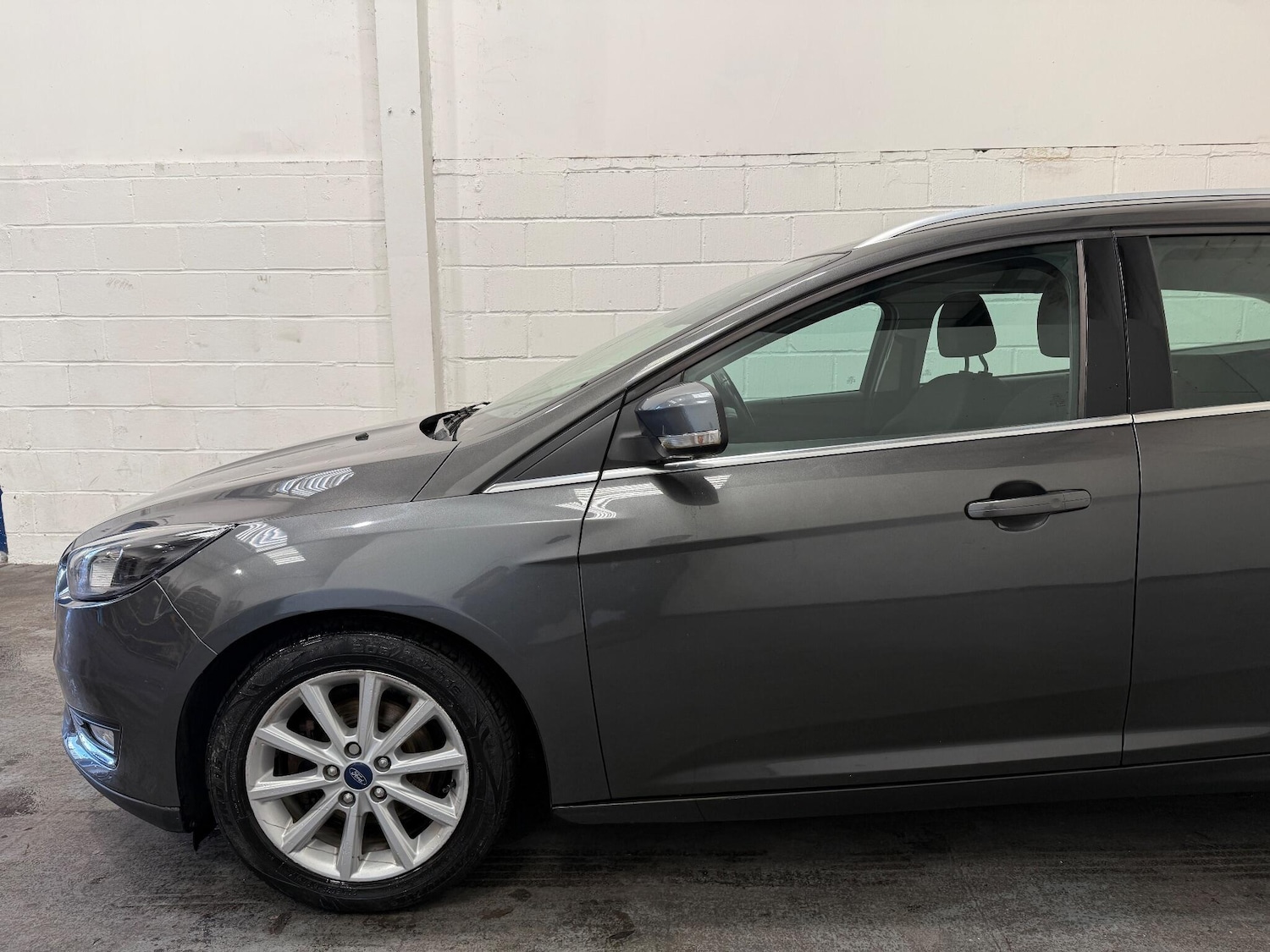 Used Ford Focus 2017 for sale - 76527711: Photo 9