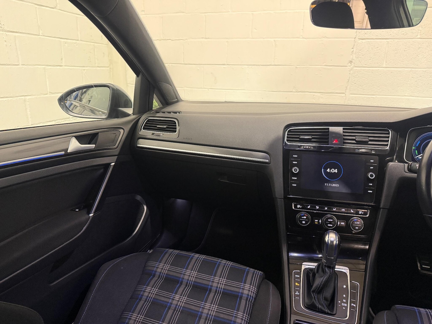 Used Volkswagen Golf 2017 for sale - 76538569: Photo 15