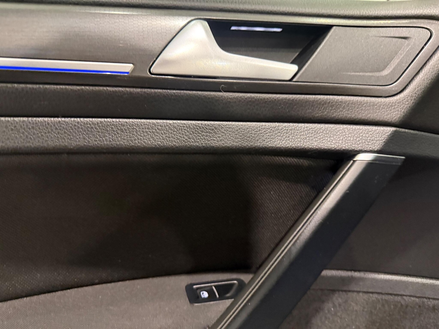 Used Volkswagen Golf 2017 for sale - 76538569: Photo 29