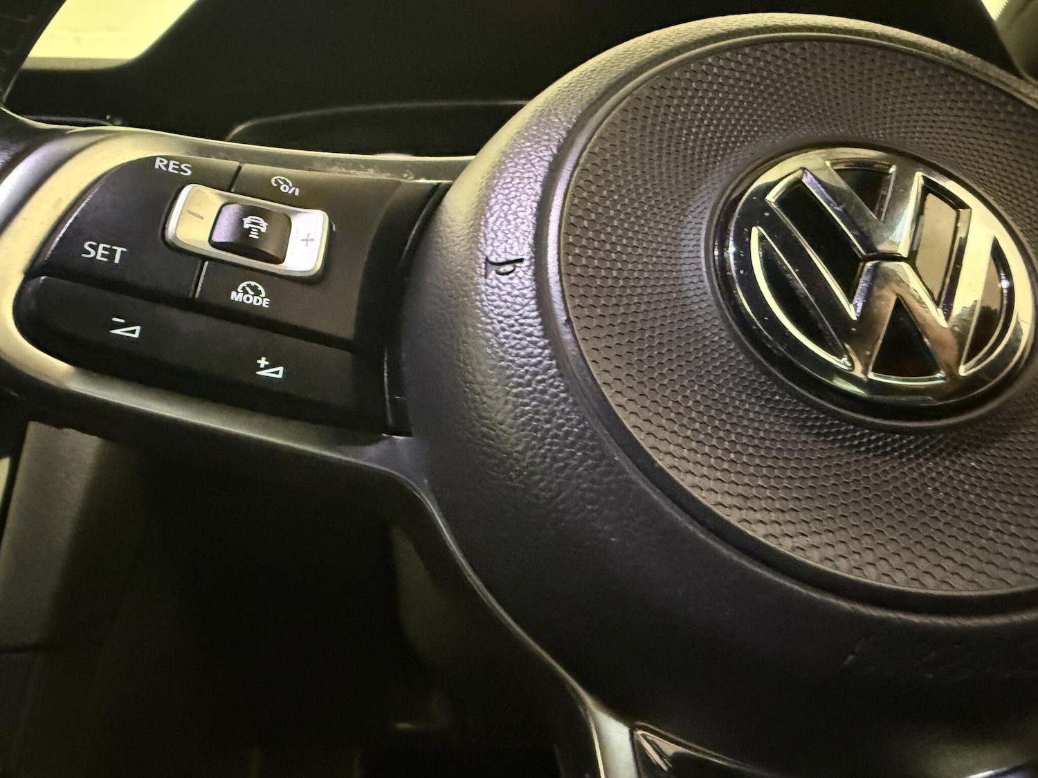 Used Volkswagen Golf 2017 for sale - 76538569: Photo 32