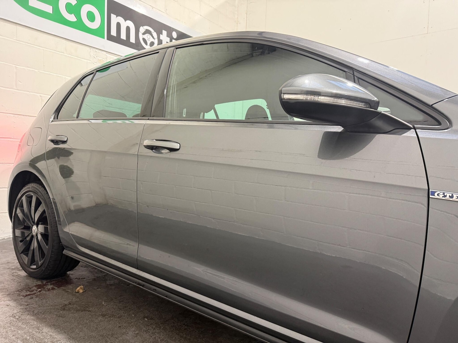 Used Volkswagen Golf 2017 for sale - 76538569: Photo 4