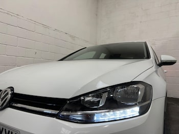 Used Volkswagen Golf 2018 for sale - 75858403: Photo