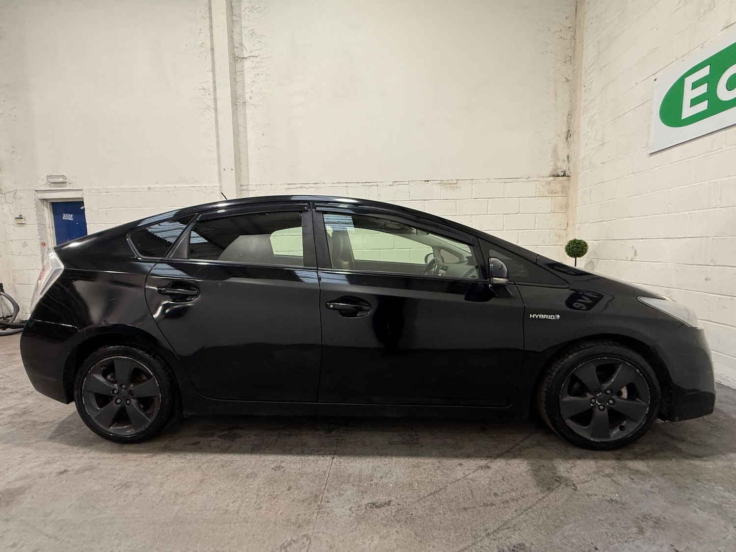 Used Toyota Prius 2010 for sale - 77598260: Photo 12