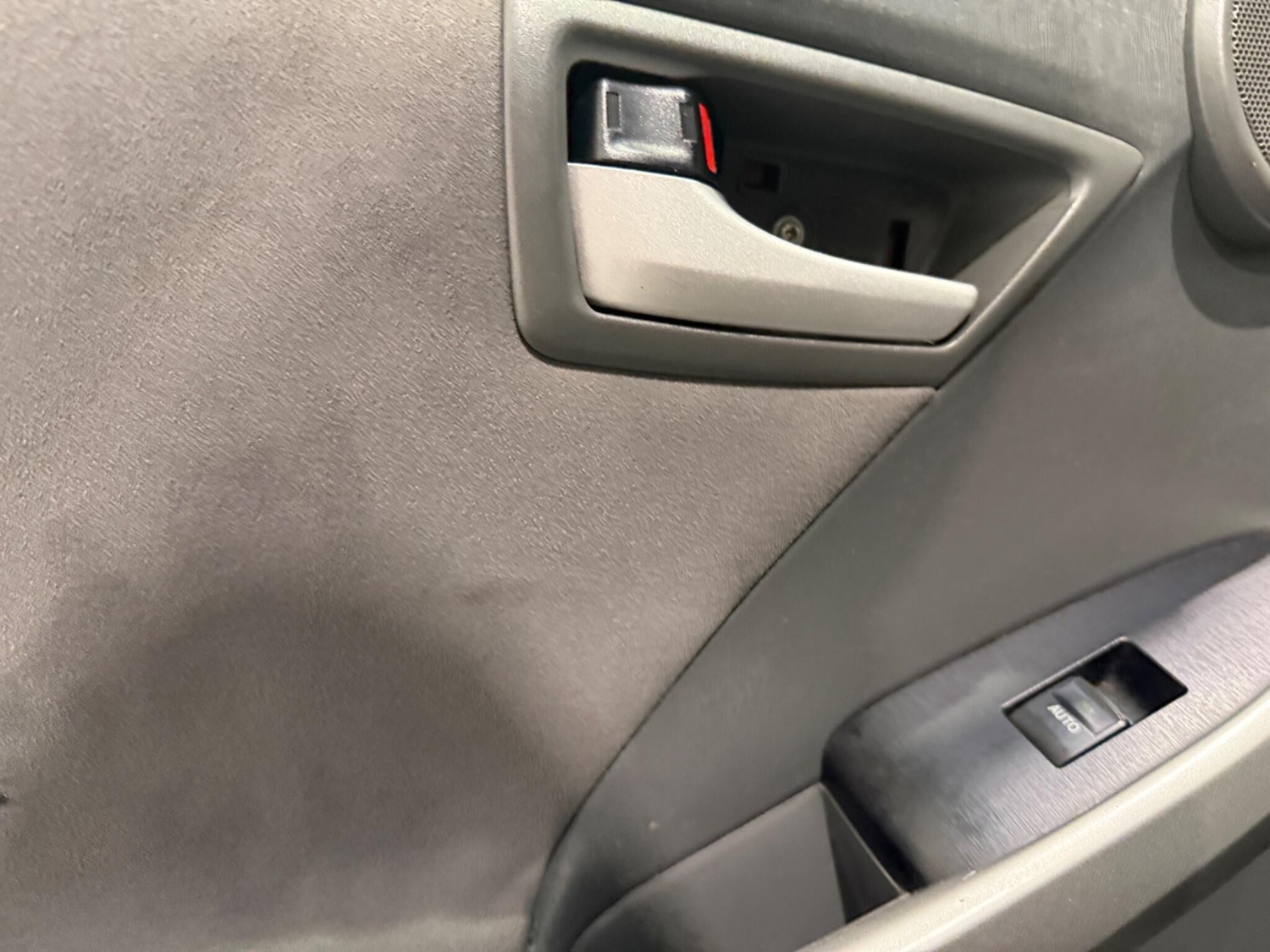 Used Toyota Prius 2010 for sale - 77598260: Photo 28