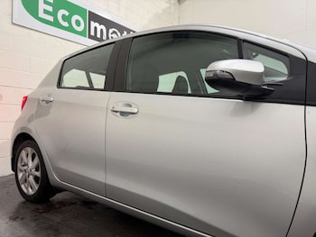 Used Toyota Yaris 2014 for sale - 78541859: Photo