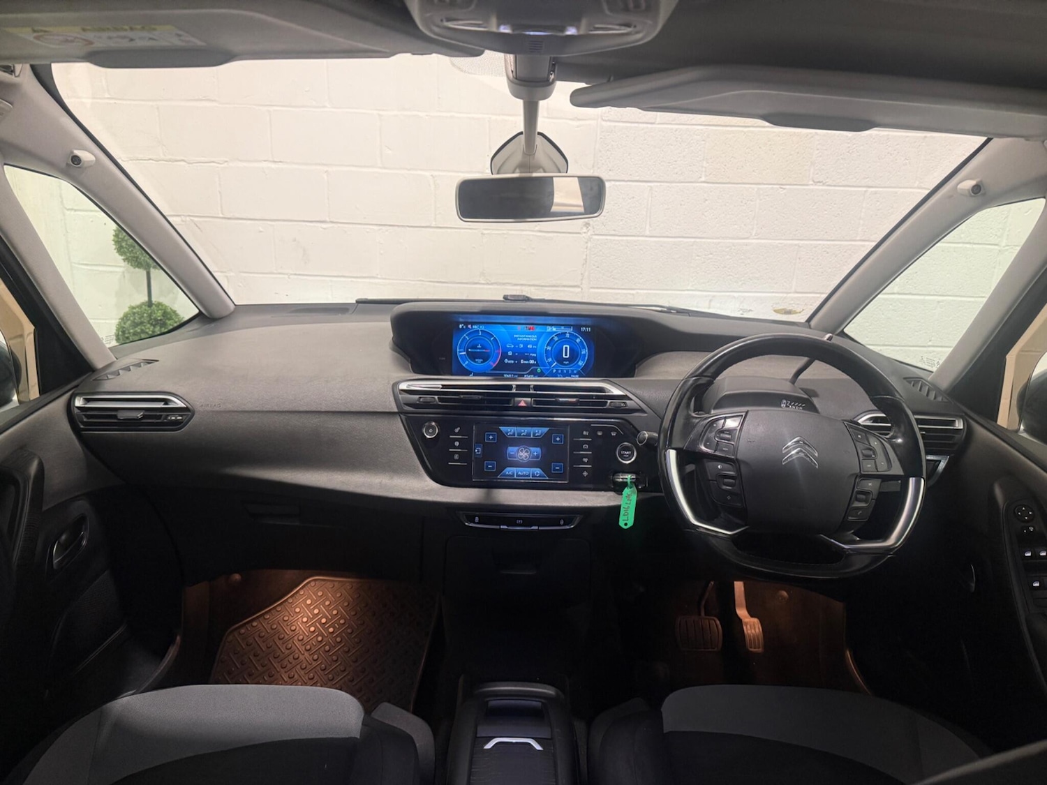 Used Citroen Grand C4 Picasso 2016 for sale - 77598582: Photo 15