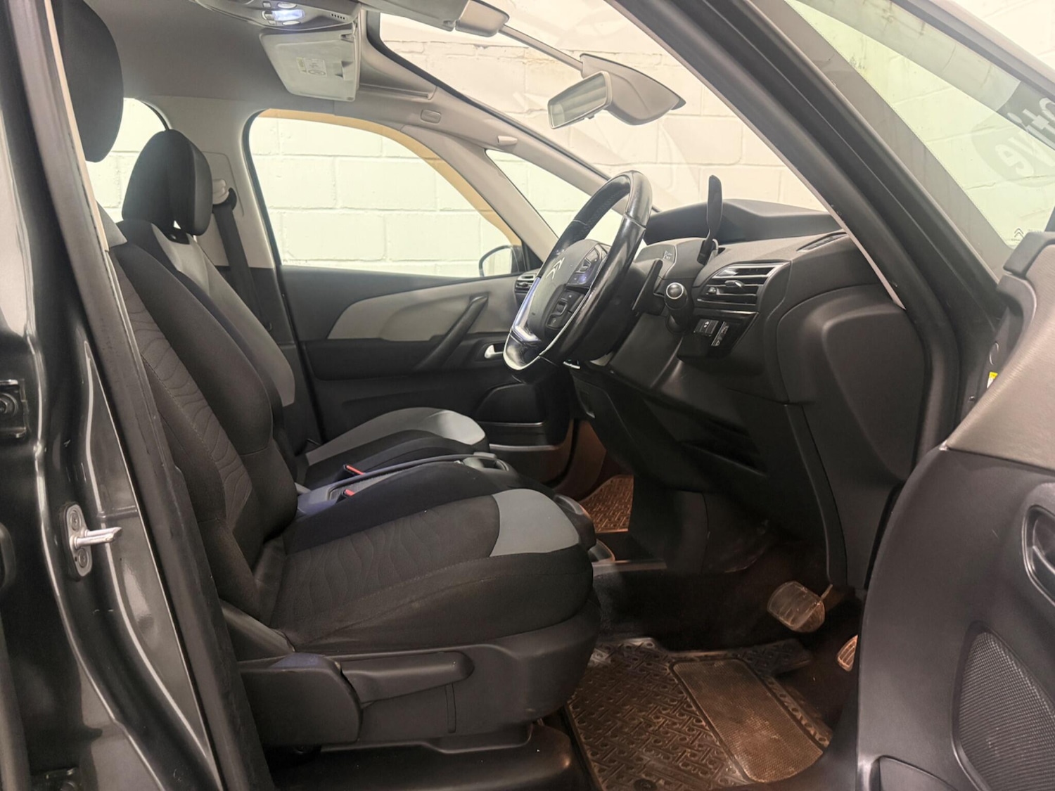 Used Citroen Grand C4 Picasso 2016 for sale - 77598582: Photo 17