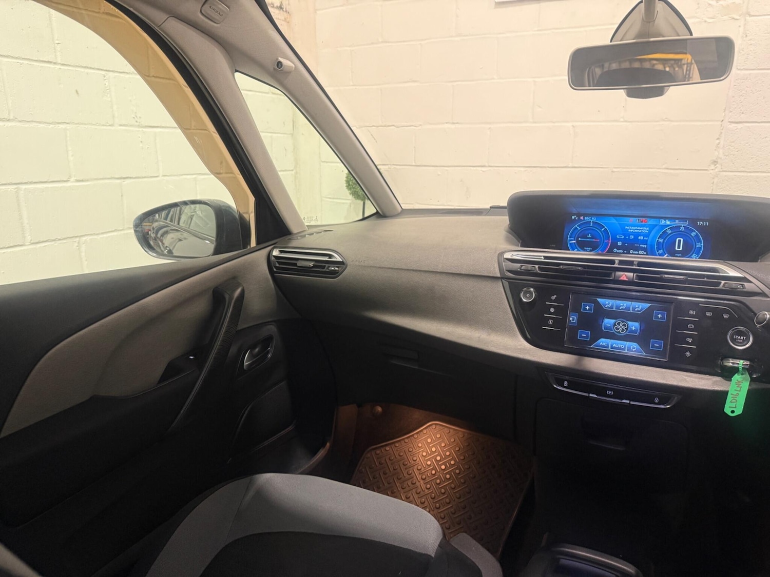 Used Citroen Grand C4 Picasso 2016 for sale - 77598582: Photo 47