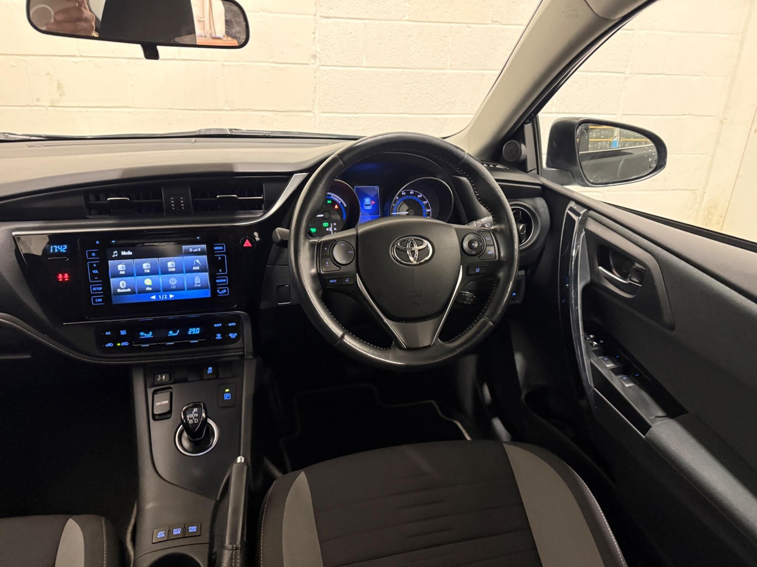 Used Toyota Auris 2018 for sale - 77525175: Photo 17