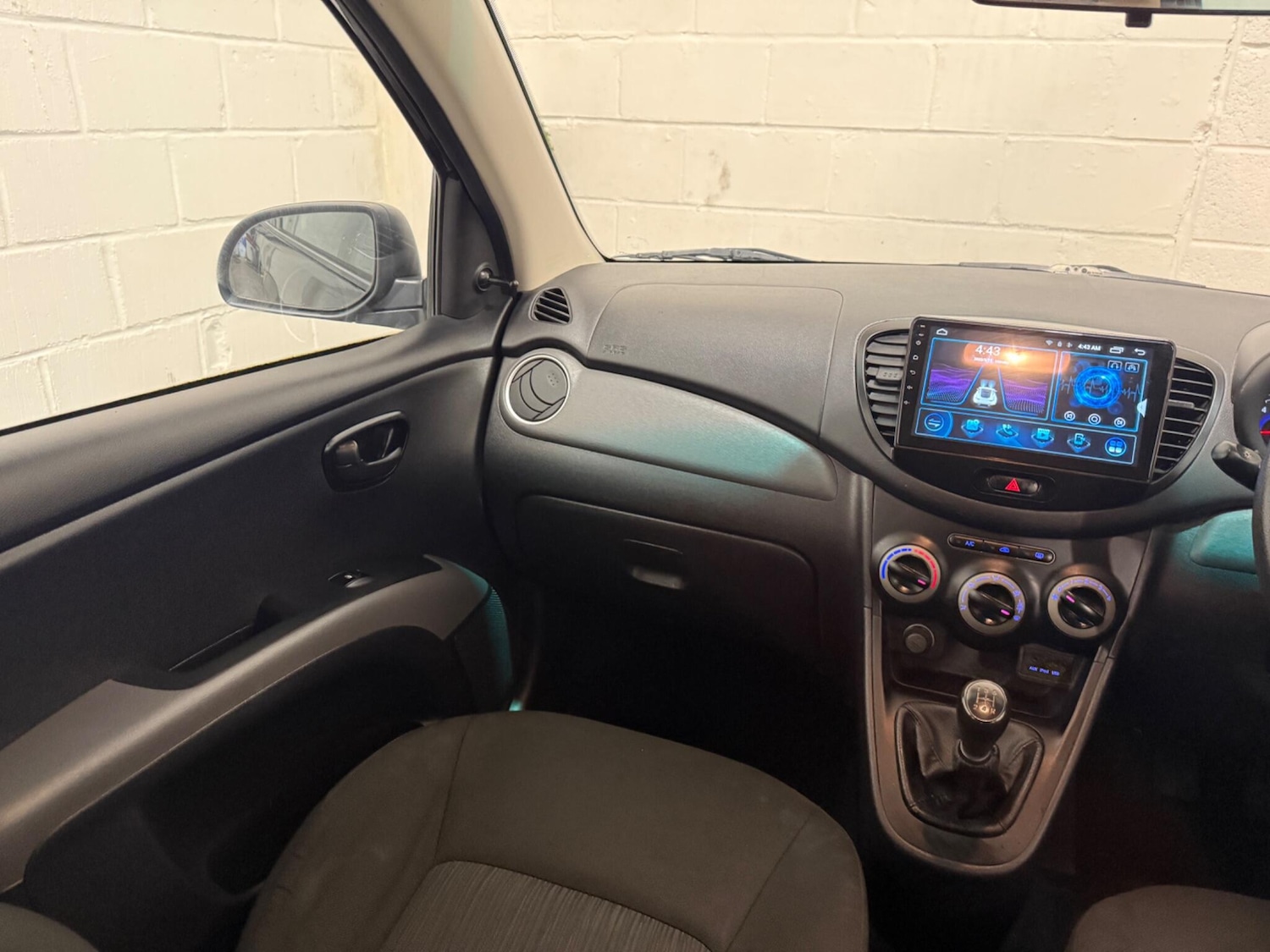 Used Hyundai i10 2013 for sale - 77799185: Photo 18