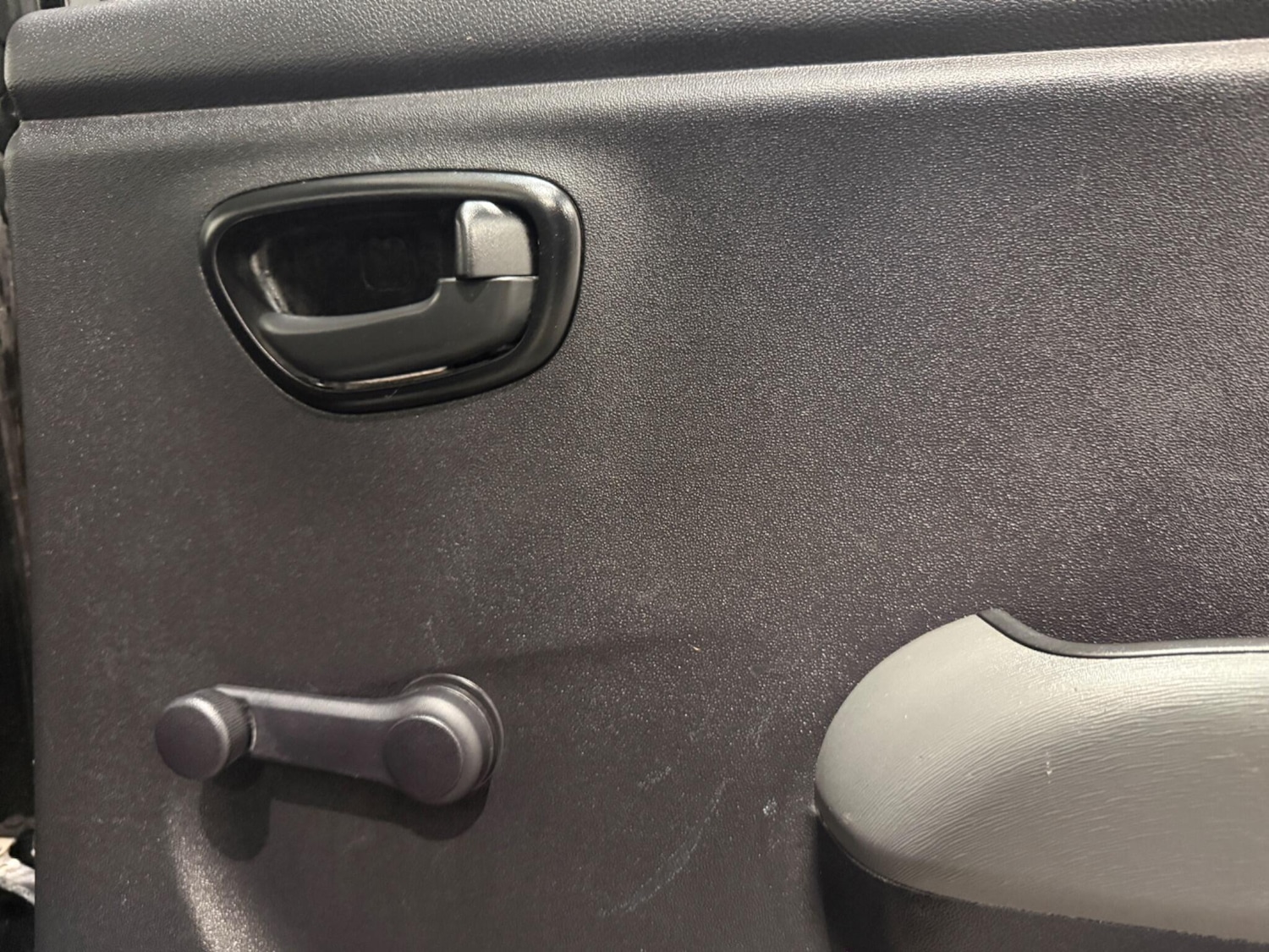 Used Hyundai i10 2013 for sale - 77799185: Photo 30