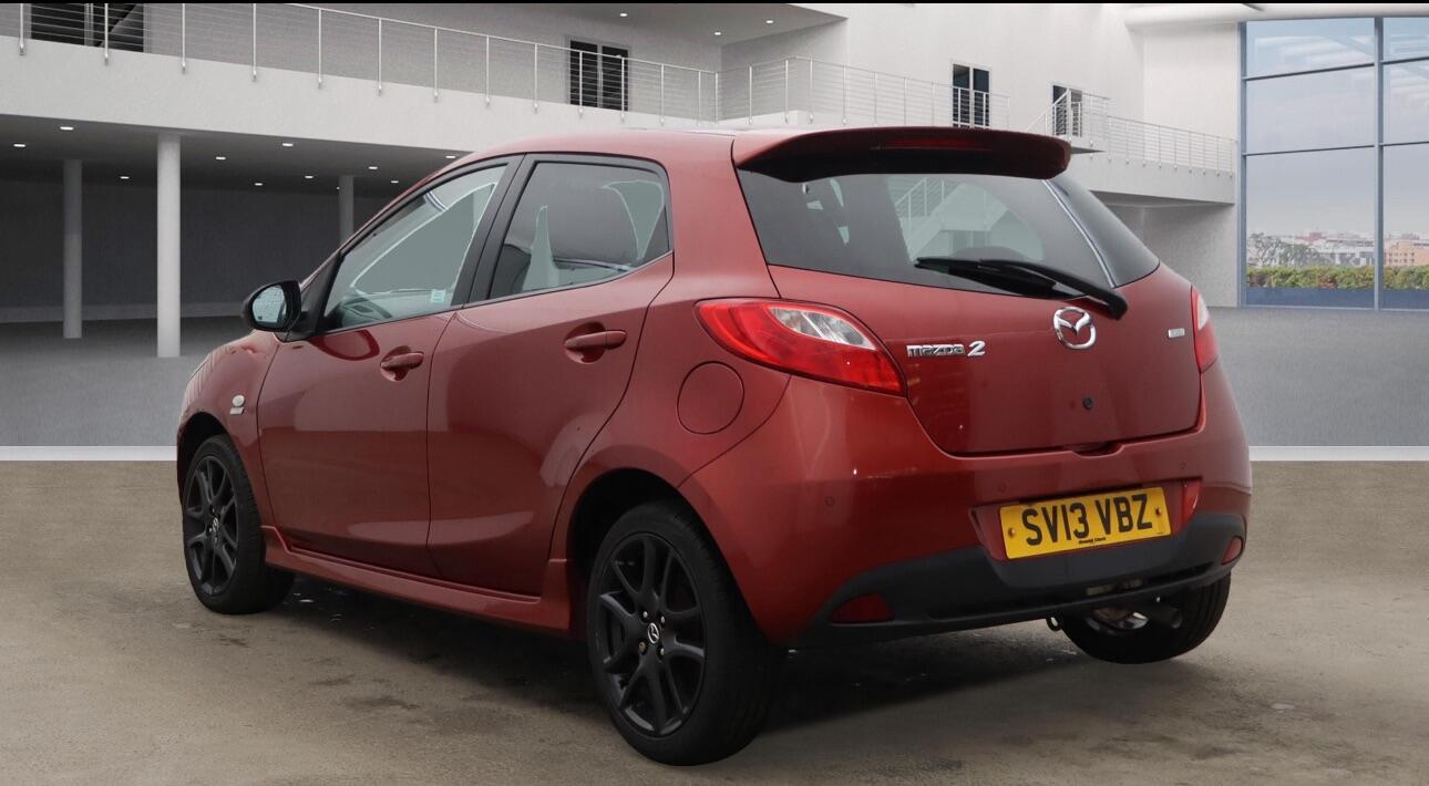 Used Mazda Mazda2 2013 for sale - 76381135: Photo 2