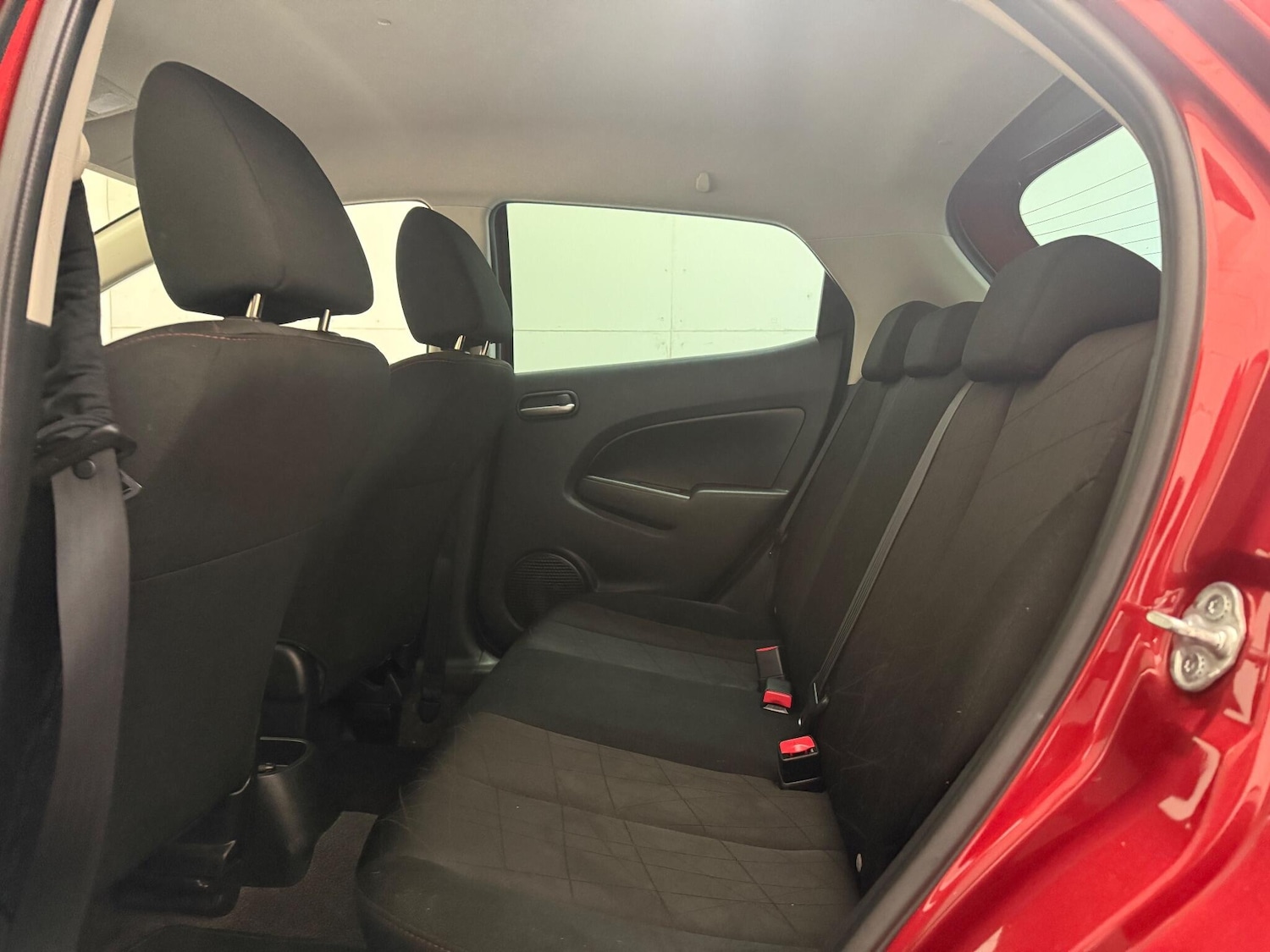 Used Mazda Mazda2 2013 for sale - 76381135: Photo 25