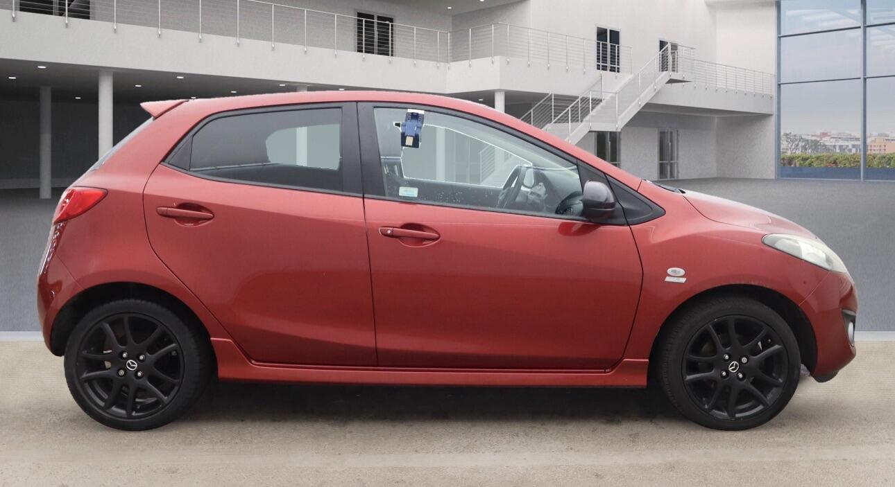 Used Mazda Mazda2 2013 for sale - 76381135: Photo 3