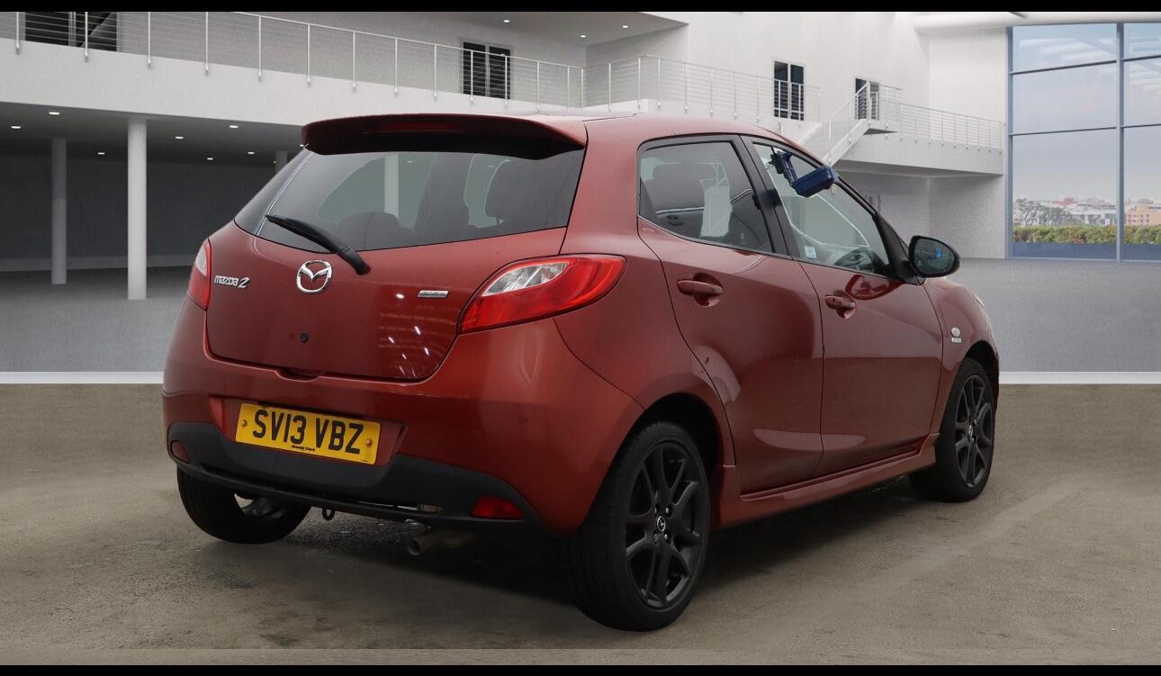 Used Mazda Mazda2 2013 for sale - 76381135: Photo 5