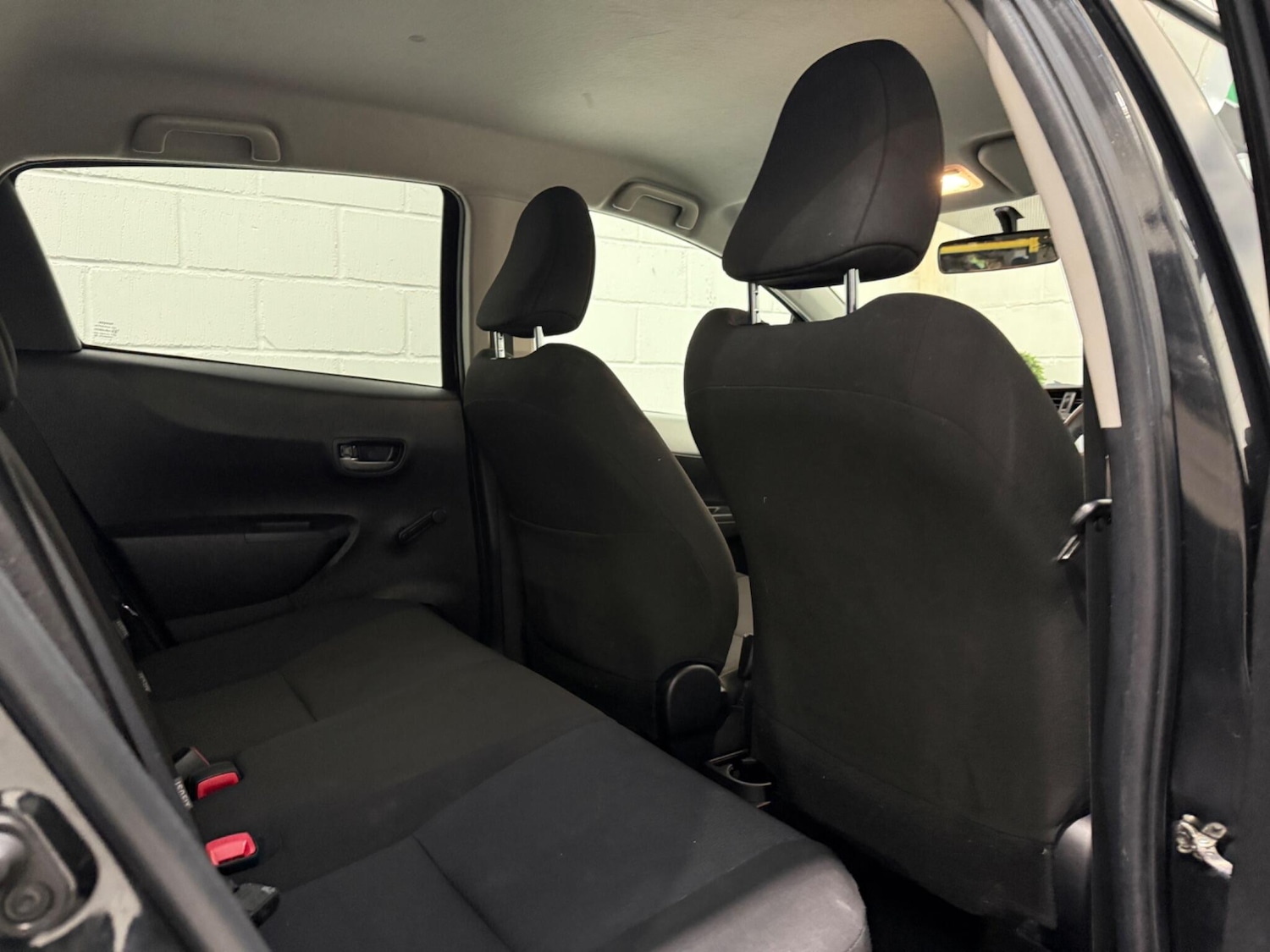 Used Toyota Yaris for sale - 77705444: Photo 22