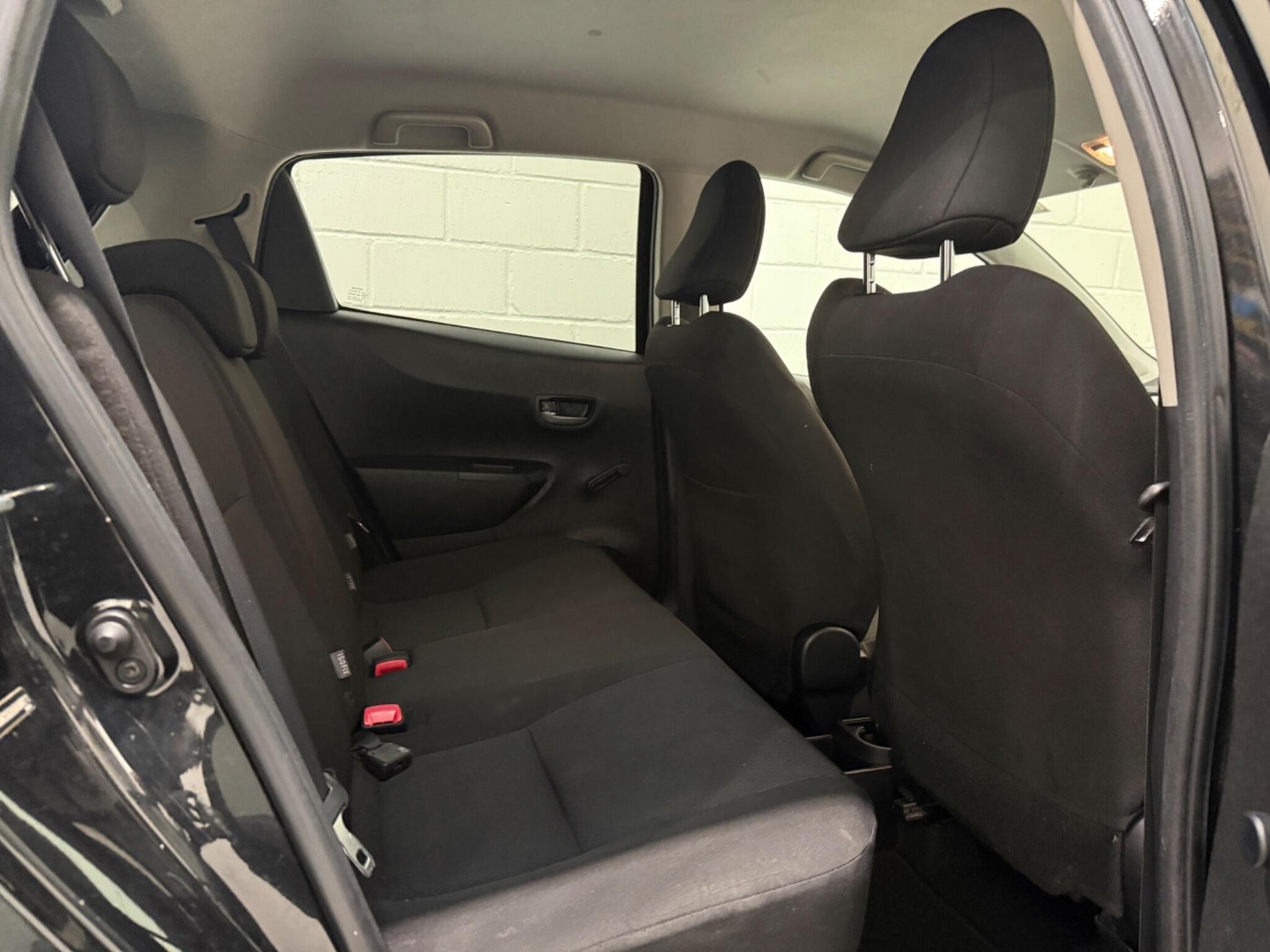 Used Toyota Yaris for sale - 77705444: Photo 23