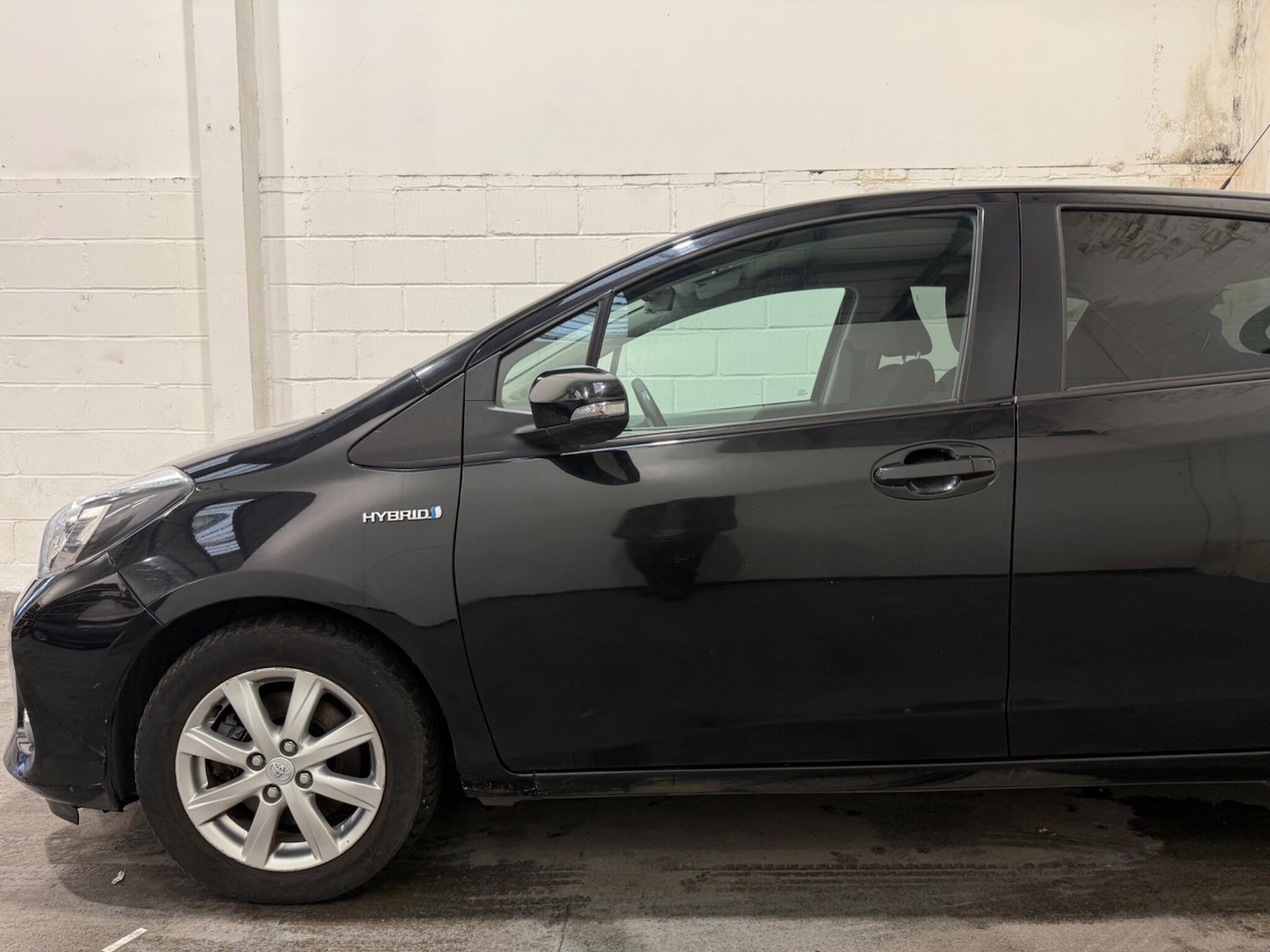 Used Toyota Yaris for sale - 77705444: Photo 6