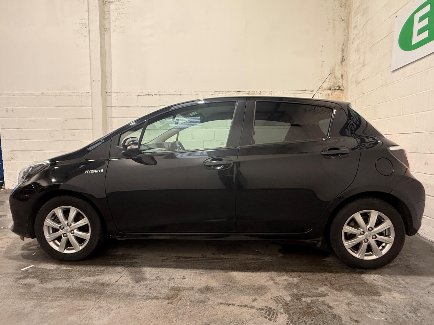 Used Toyota Yaris for sale - 77705444: Photo 7