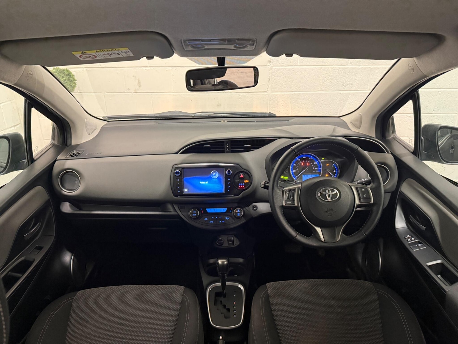 Used Toyota Yaris for sale - 77191163: Photo 16