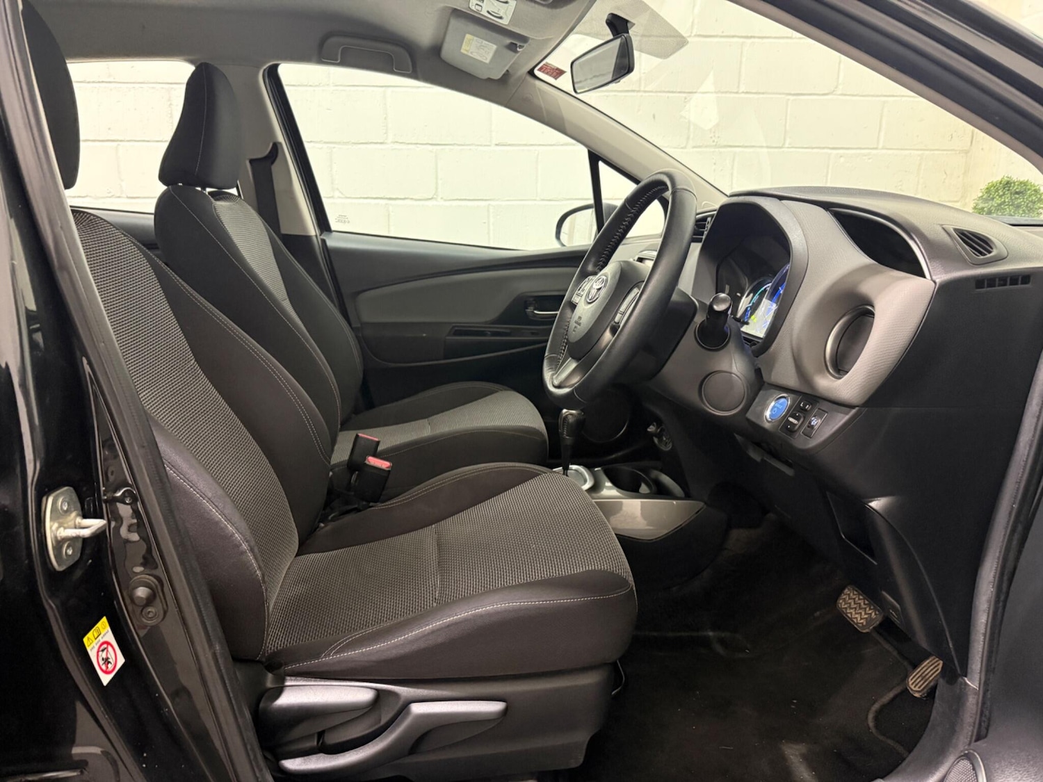 Used Toyota Yaris for sale - 77191163: Photo 20