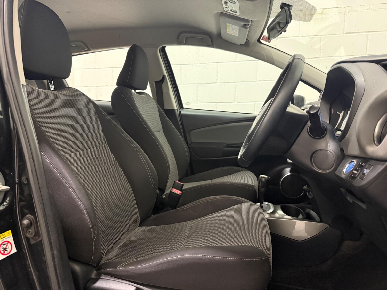 Used Toyota Yaris for sale - 77191163: Photo 21