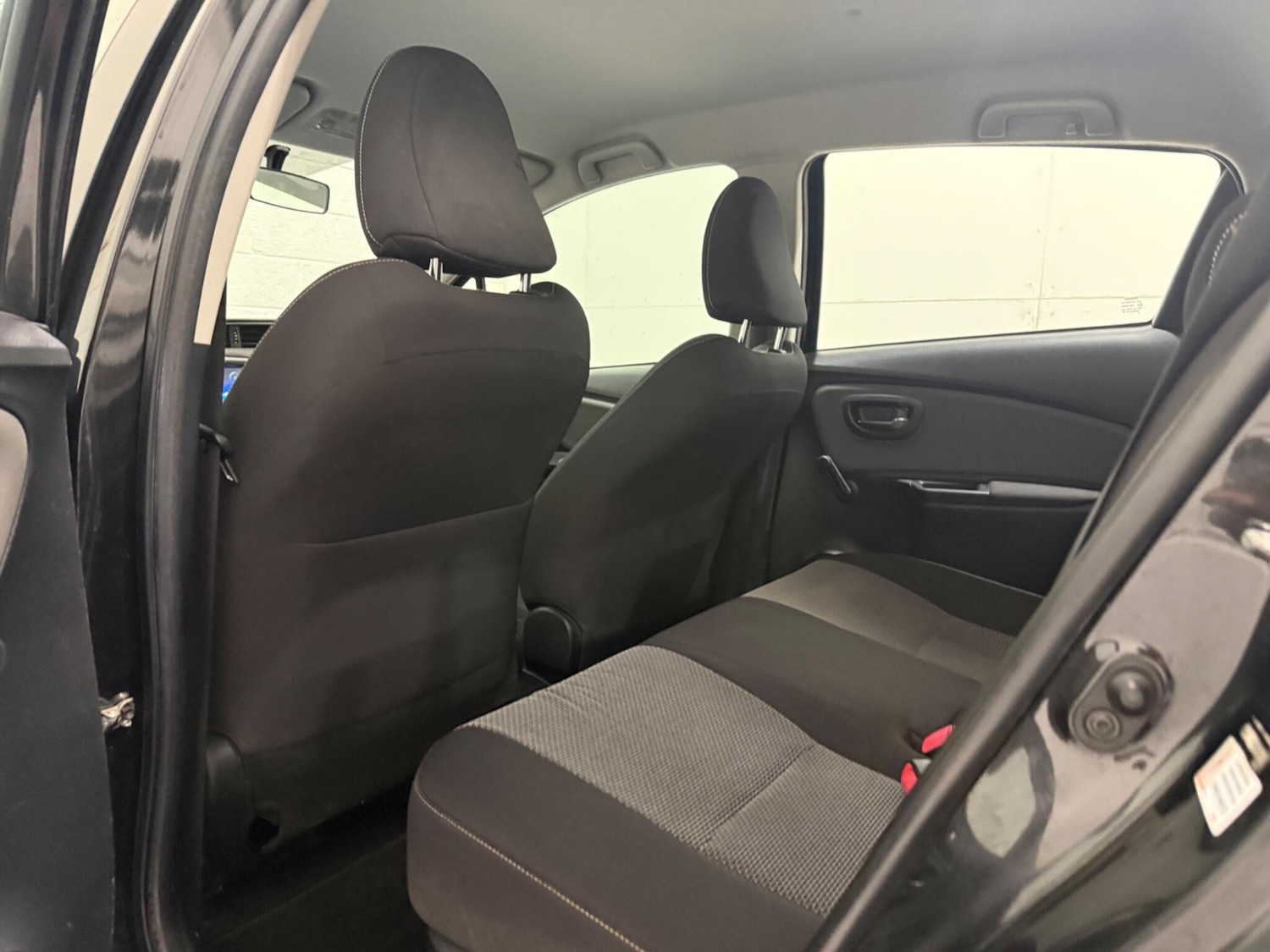 Used Toyota Yaris for sale - 77191163: Photo 25