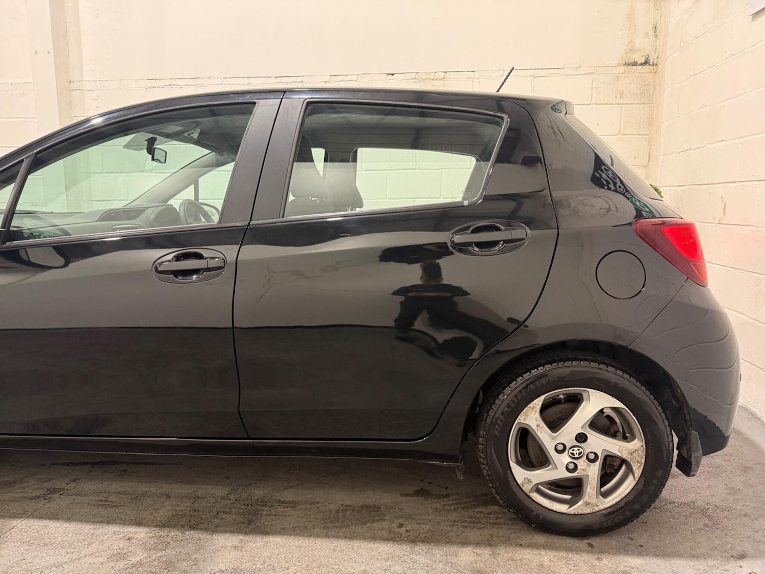 Used Toyota Yaris for sale - 77191163: Photo 5