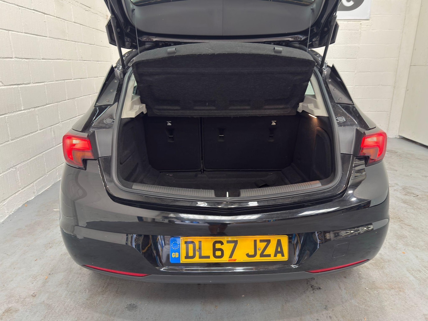 Vehicle 47
