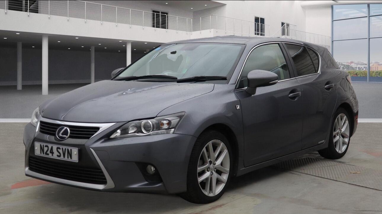 Used Lexus CT 2015 for sale - 76538568: Photo 2