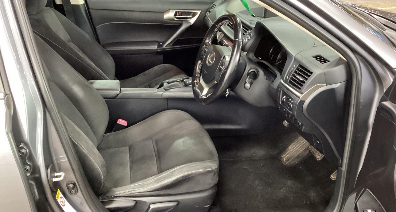 Used Lexus CT 2015 for sale - 76538568: Photo 4