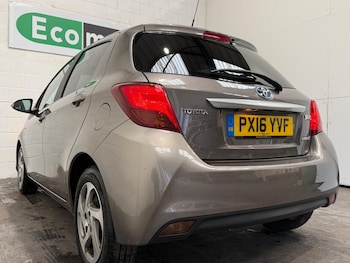 Used Toyota Yaris 2016 for sale - 78388148: Photo