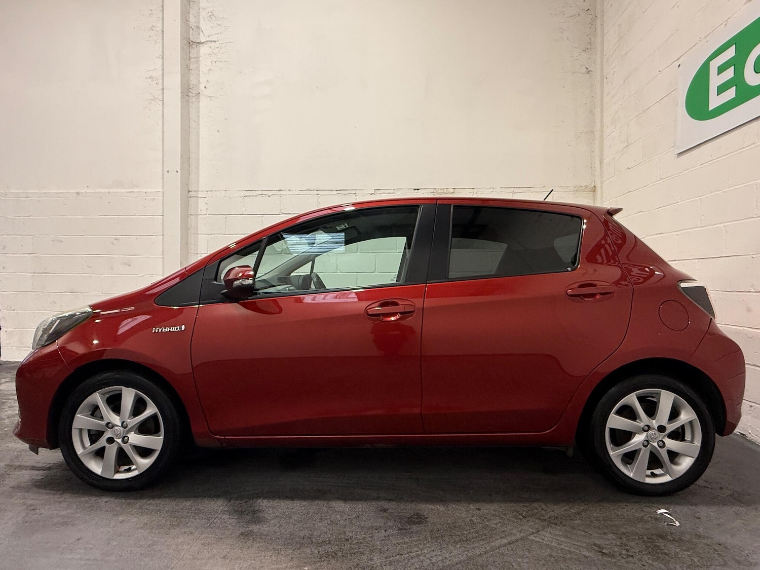 Used Toyota Yaris 2013 for sale - 76099028: Photo 14