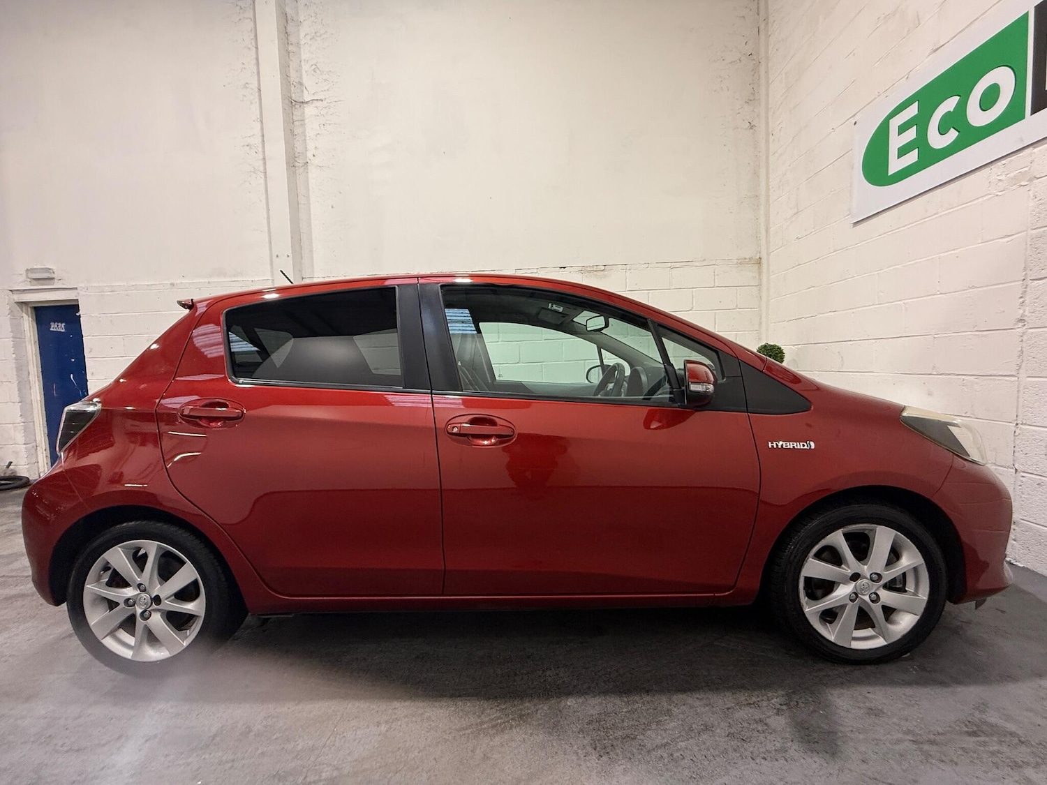 Used Toyota Yaris 2013 for sale - 76099028: Photo 22