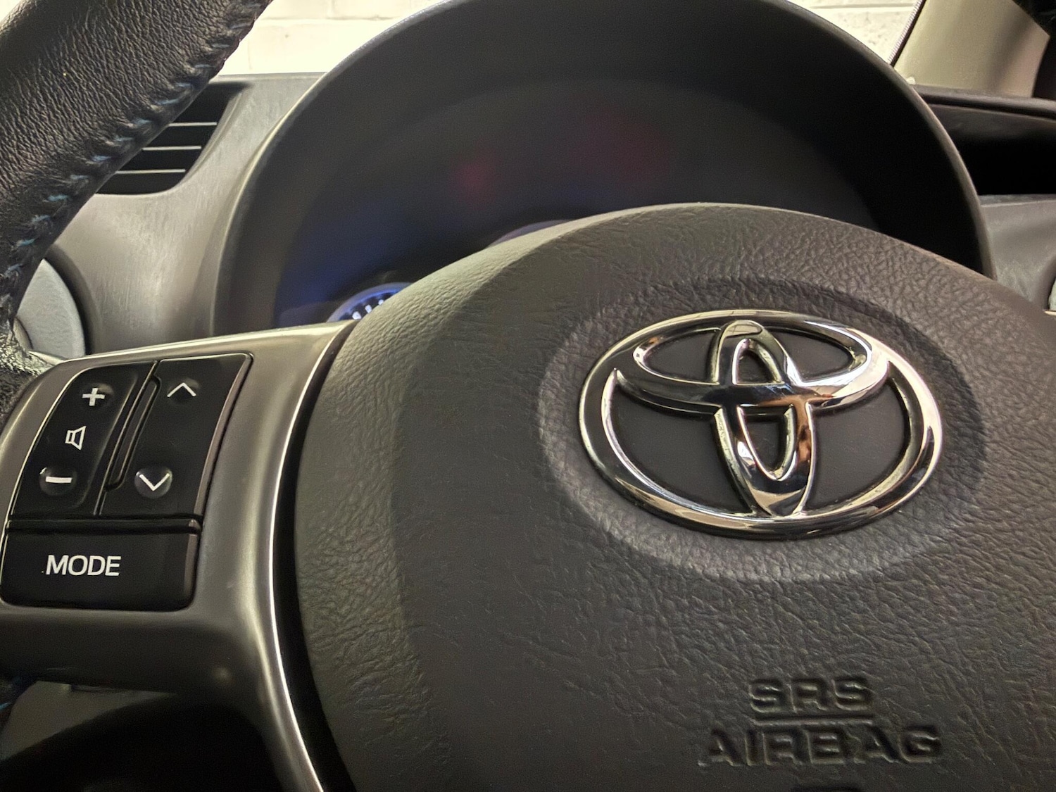 Used Toyota Yaris 2013 for sale - 76099028: Photo 29