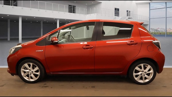 Used Toyota Yaris 2013 for sale - 76099028: Photo 6