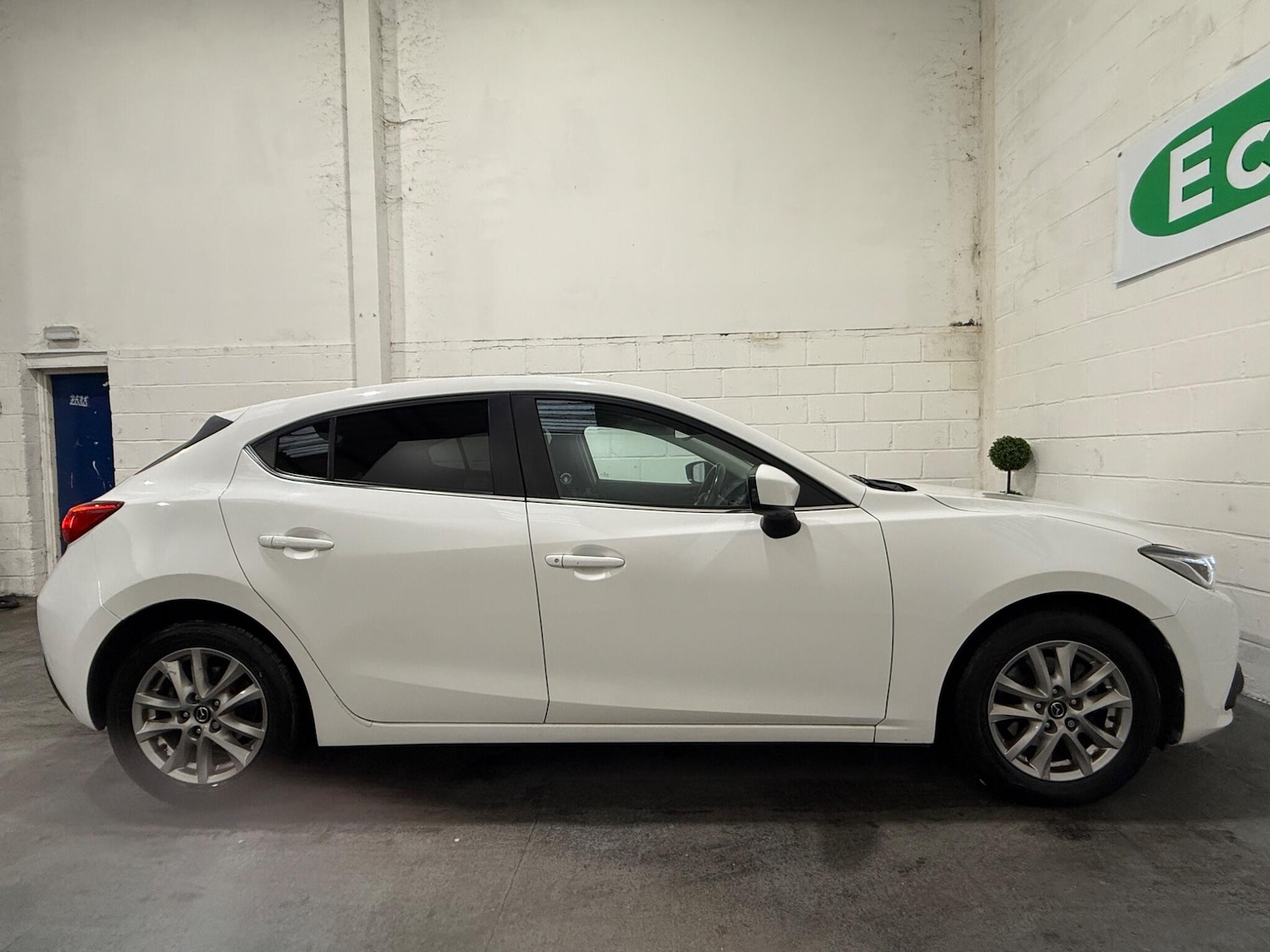 Used Mazda Mazda3 2016 for sale - 76759255: Photo 11