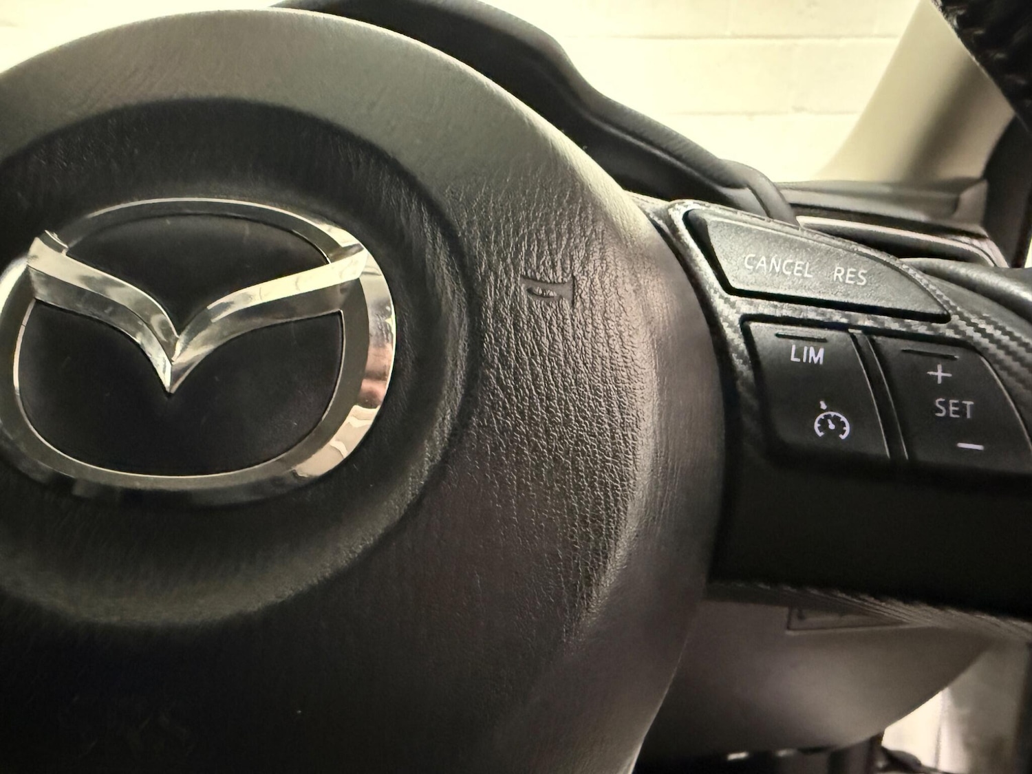 Used Mazda Mazda3 2016 for sale - 76759255: Photo 30
