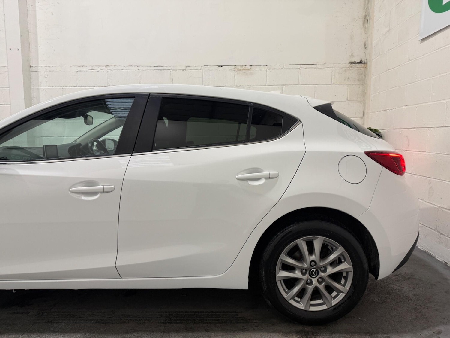 Used Mazda Mazda3 2016 for sale - 76759255: Photo 6