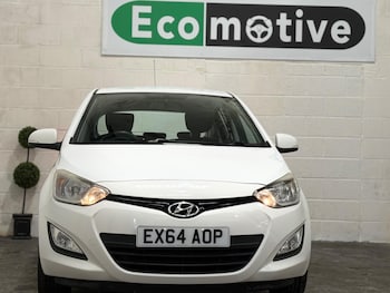 Used Hyundai i20 2014 for sale - 77704873: Photo