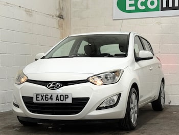 Used Hyundai i20 2014 for sale - 77704873: Photo
