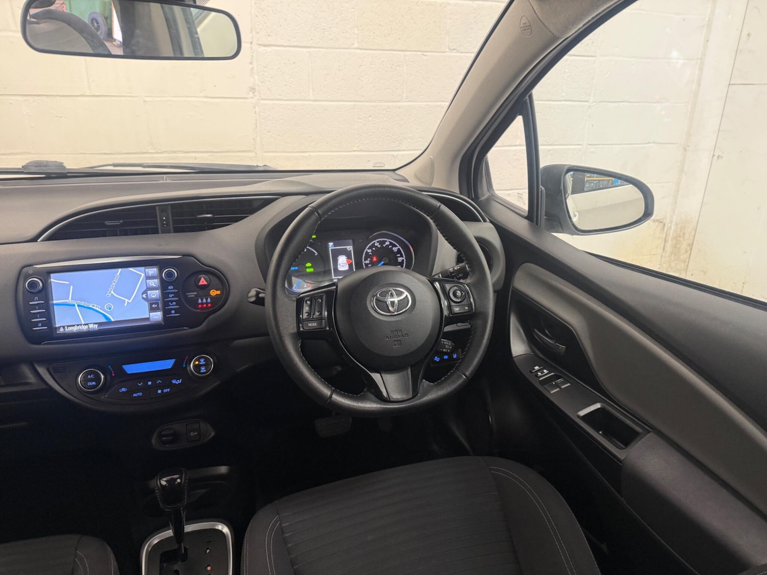Used Toyota Yaris 2019 for sale - 77524493: Photo 17