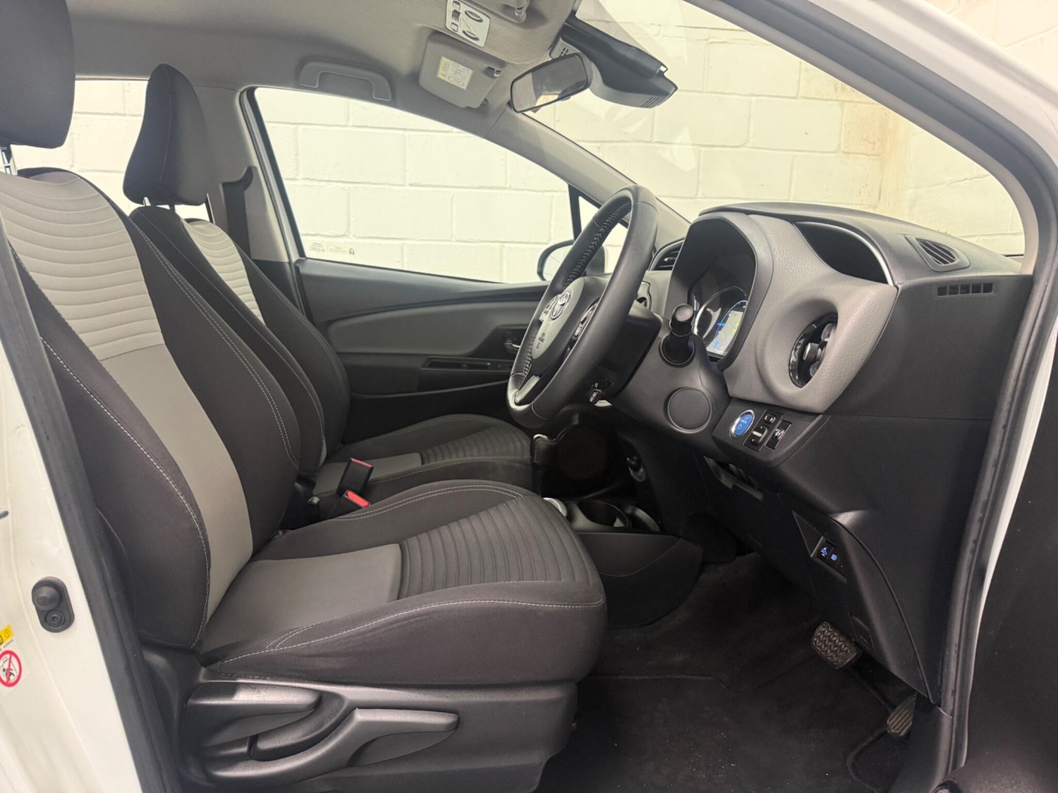 Used Toyota Yaris 2019 for sale - 77524493: Photo 18