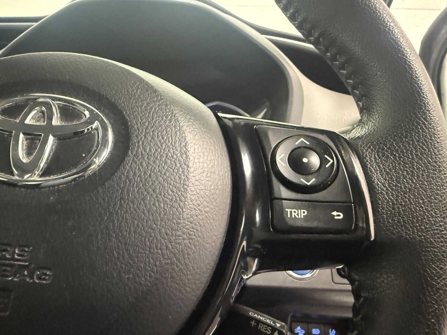 Used Toyota Yaris 2019 for sale - 77524493: Photo 26
